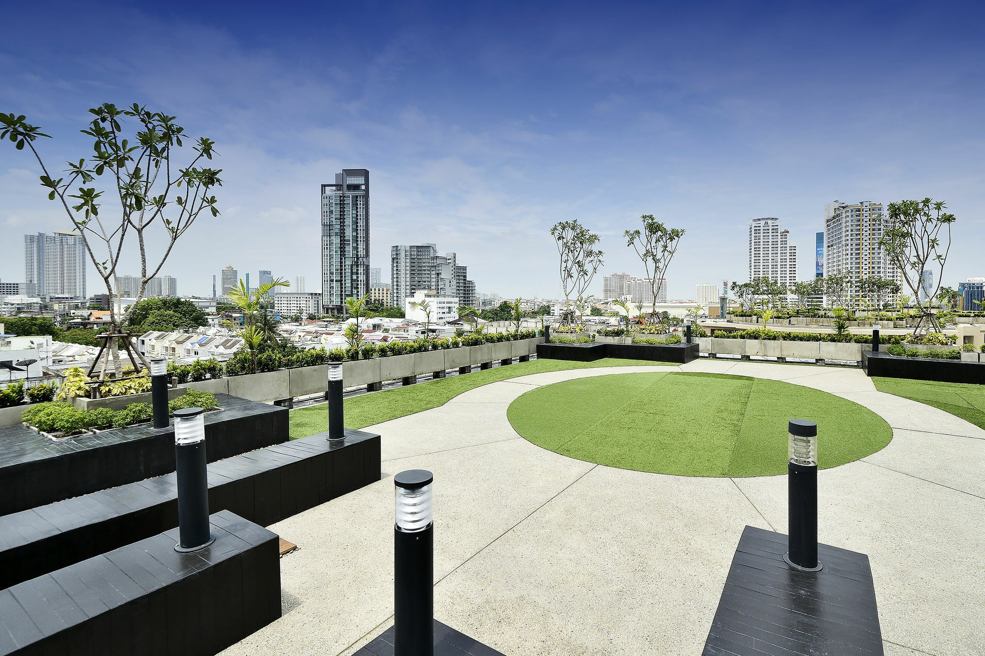 Roomme Hospitality Nang Linchee Branch 방콕 외부 사진