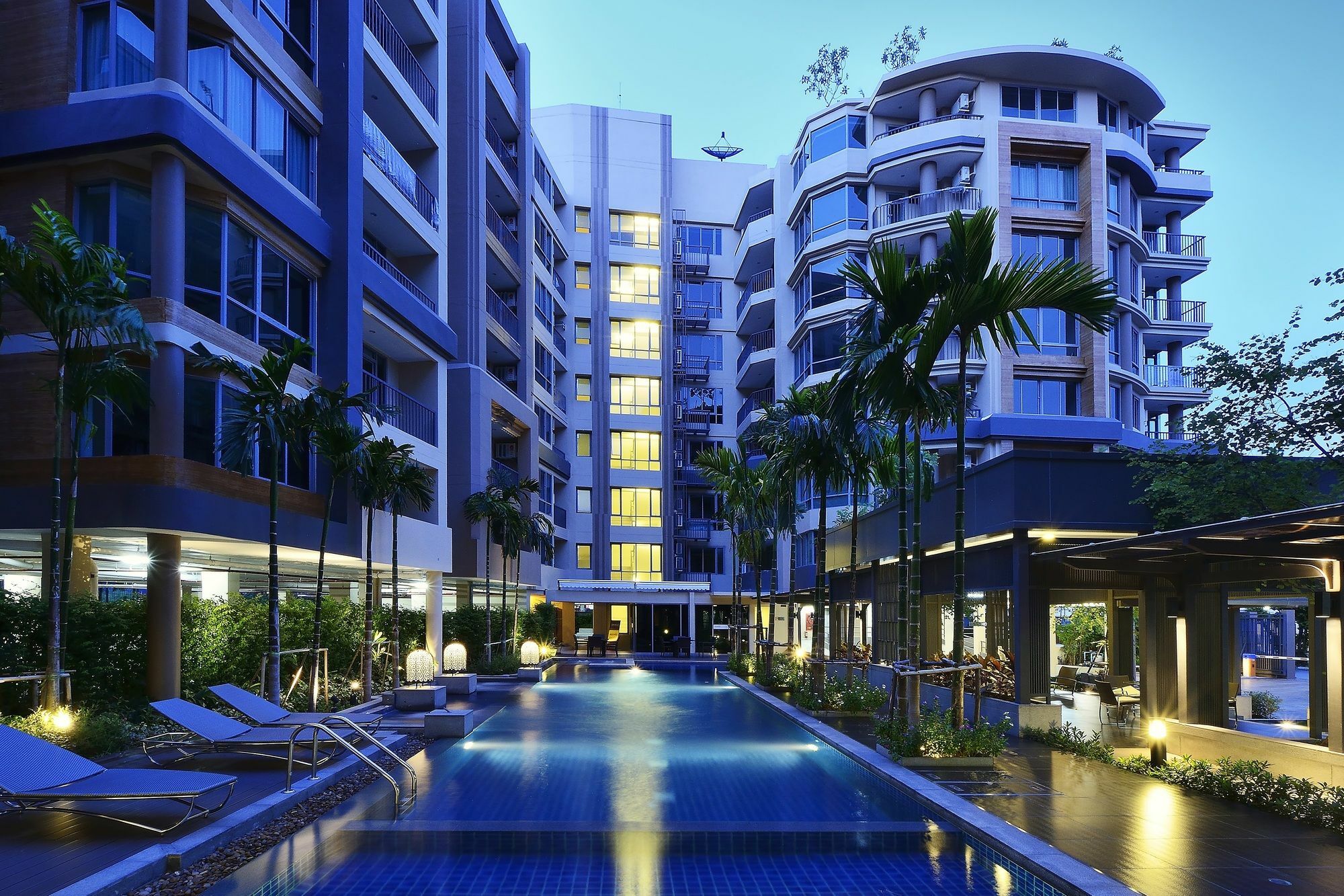 Roomme Hospitality Nang Linchee Branch 방콕 외부 사진